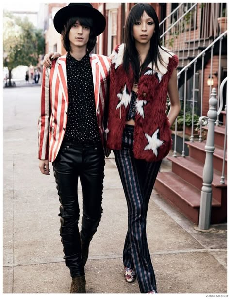 Gabriel Marques Dons Retro Inspired Fashions for Vogue Mexico Sxsw Fashion, Glam Rock Outfits, Glam Rock Fashion, Issa Lish, 70s Glam Rock, Glam Rock Style, Retro Inspired Fashion, Rock And Roll Fashion, Boho Rock