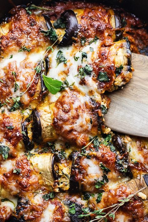 This healthy eggplant rollatini is such an easy family dinner that is gluten free friendly and absolutely delicious. You will fall in love with the taste of this classic Italian dish that is easy to make and full of vibrant flavors! | asimplepalate.com #eggplantrollatini #healthyeggplantrollatini #healthyeggplantrecipe #eggplantlasagna Healthy Eggplant, Eggplant Rollatini, Eggplant Recipes Easy, Carb Dishes, Vegetarian Mains, Eggplant Dishes, Baked Eggplant, Eggplant Parmesan, Easy Family Dinners