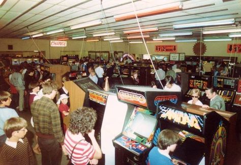 1980s Arcade Aesthetic, Popular 80s Things, Early 80s Aesthetic, 80s School Aesthetic, 80s Nostalgia Aesthetic, 90s Arcade Aesthetic, 80s Arcade Aesthetic, 1980s Arcade, 80s Mall