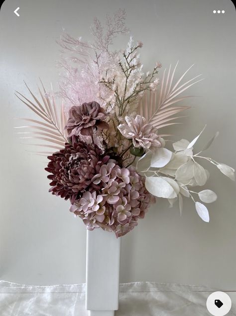 Dusty Pink Flower Arrangements, Mauve Dahlia, Mauve Decor, Blush Dahlia, Pink Flower Arrangements, Dried Flowers Diy, Birthday Flowers Bouquet, Pink Hydrangeas, French Beaded Flowers