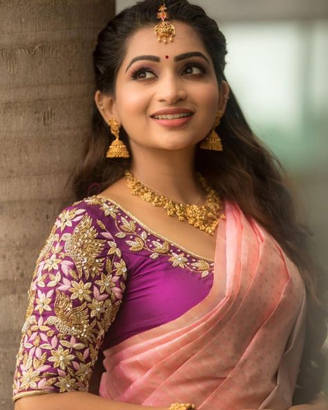 Nakshatra Nagesh, Nakshathra Nagesh, Actress Images, Beautiful Smile Women, India Beauty, Actress Photos, Beauty Women, Beautiful Dresses