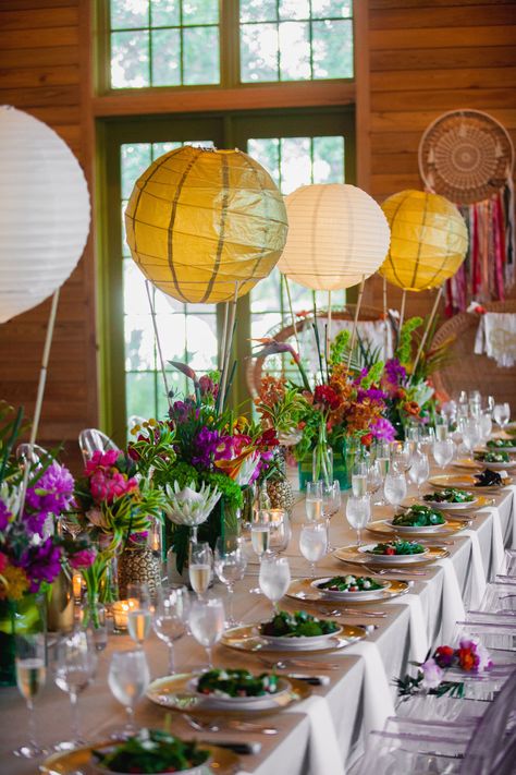 Suspended Paper Lantern Centerpieces Japanese Themed Birthday Party, Japanese Themed Birthday, Geometric Terrarium Centerpiece, Paper Lantern Ideas, Easy Table Decorations, Paper Lantern Centerpieces, Boho Forest Wedding, Centerpieces Graduation, Winter Wedding Florals