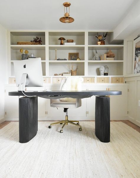 Luxe Home Office, Standing Desk Design, Rising Desk, Aesthetic Luxe, Diy Standing Desk, Standing Office, Electric Desk, Luxe Home, Standing Desk Office