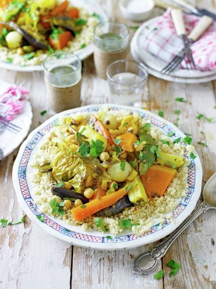 Seven-veg tagine | Vegetables recipes | Jamie magazine Vegetarian Tagine, Tagine Cooking, Tagine Recipes, Moroccan Recipes, Moroccan Dishes, Jamie Oliver Recipes, Food Beef, Delicious Vegetables, Moroccan Food