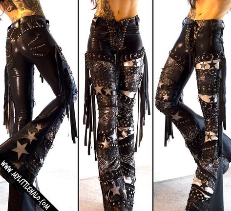 Edgy Pants, Wrestling Outfits, Studded Leggings, Denim Fringe, Fashion Alternative, Heavy Metal Fashion, Metal Clothing, Bleached Denim, Hipster Outfits