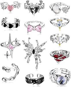 Cute Rings On Amazon, Chunky Rings Aesthetic, Rings On Amazon, Black Heart Ring, Ring Combinations, Goth Rings, Pink Heart Ring, Rings Y2k, 2000s Accessories