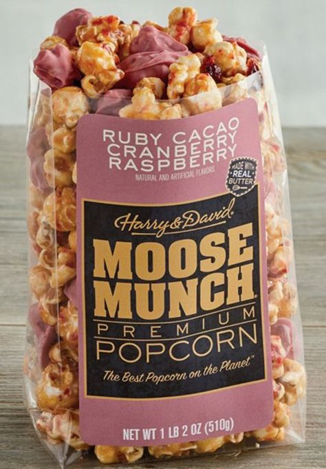 Popcorn Packaging Ideas, Popcorn Microwave, Food Branding Design, Meal Delivery Packaging, Moose Munch, Gift Ideas For Foodies, Moodboard Branding, Popcorn Packaging, Ruby Chocolate