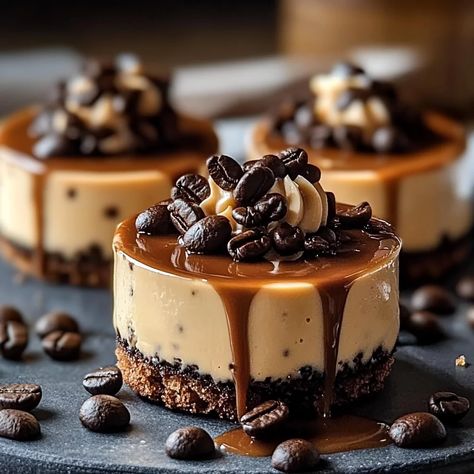 Mini Coffee Cheesecakes - Perfect Bite-Treats for Coffee Lovers Coffee Shop Treats, Coffee Flavored Desserts, Trifle Bowl Recipes, Mini Cheesecake Pan, Coffee Desserts, Cheesecake Tarts, Baked Cheesecake, Coffee Cheesecake, Trifle Bowl