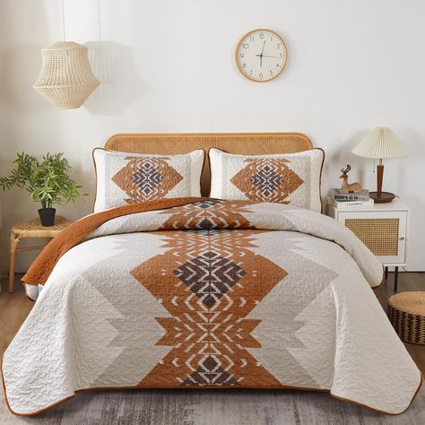 PRICES MAY VARY. 【PACKAGE & SIZE】：This terracotta boho quilt set include 3 Pieces. Available in quilt queen: 1 quilt (90"x 96") and 2 pillowcases (20"x 26"). NOTE: No Pillow Insert Includes. 【UNIQUE BOHEMIAN GEOMETRIC DESIGN】:This boho quilt set is simple and fashionable Bohemian style, the olive green reversible texture aztec pattern can match your room decoration very well. And this quilt uses high-definition printing technology, gorgeous and personalized design that clear and not easy to fade Queen Size Bedspread, Boho Queen, Western Bedding, Bohemian Quilt, Boho Quilt, Lightweight Bedding, Coverlet Set, Bedroom Boho, Small Room Bedroom