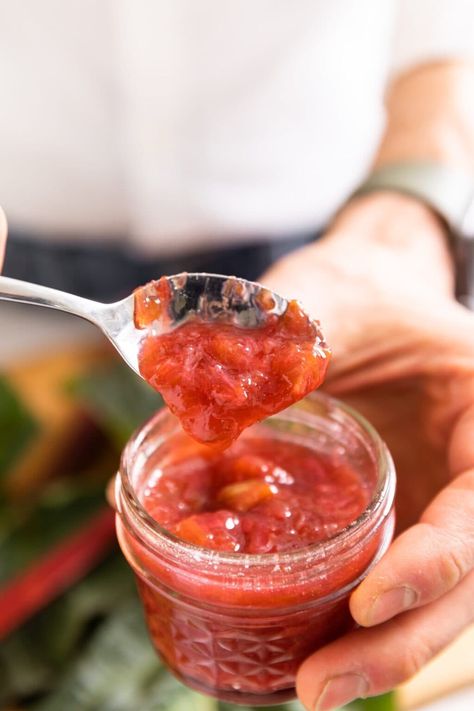 Made with a few fresh ingredients, including citrus and fruit, this rhubarb jam is the essence of spring! To make it last longer, a quick water bath on the stove is super simple! | wyseguide.com #canning #rhubarb #preserving Rhubarb Preserving, Canning Rhubarb, Rhubarb Butter, Green Beans Tomatoes, Stewed Rhubarb, Chili Jam, Rhubarb Cookies, Wyse Guide, Fruit Sugar