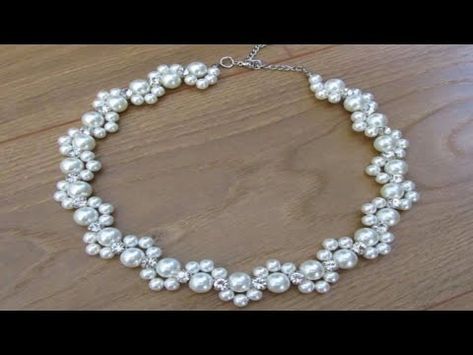 (271) Diy white pearls necklace#necklace - YouTube White Beads Necklace, Pearl Necklace Tutorial, White Pearls Necklace, Pearl Diy, Diy Pearl Necklace, Homemade Necklaces, Diy Jewelry Set, 8 Martie, White Beaded Necklaces