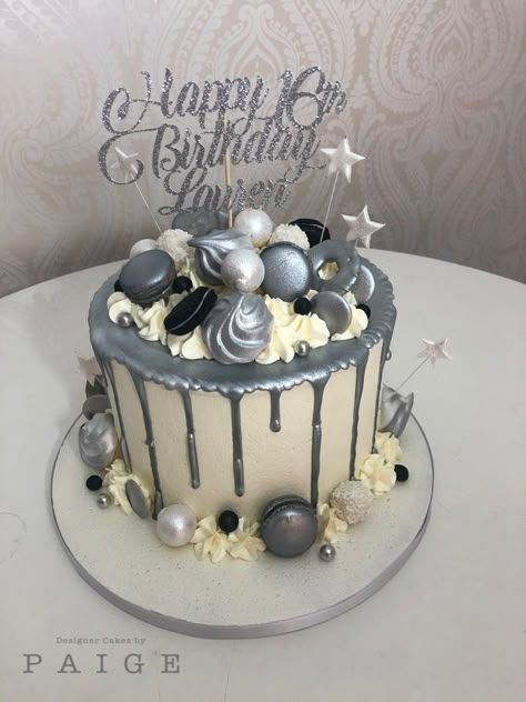 White And Silver Birthday, Silver Birthday Cake, Drip Birthday Cake, 18th Birthday Cake For Girls, Buttercream Drip, White Cake Recipes, 25th Birthday Cakes, White Birthday Cakes, Wedding Anniversary Cakes