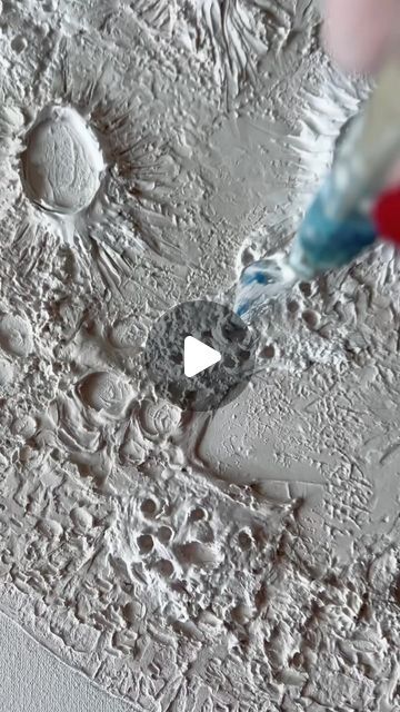 artist Yuliia Kiselova on Instagram: "The moon with texture paste.   🙌🏻 I’m still on a quest to find my all-purpose and best texture blend, and it takes time and desire.   #art #artist #artworks #texturepainting #texturemoon #moonpainting #moonlight #moonart #texturing #Putty, relief, bas-relief, cosmos , space, painting, decor, ideas" Moon Painting With Texture, Moon Texture Painting, Texture Paste Art Ideas, How To Plaster Art, Moon Texture Art, Putty Art On Canvas, Putty Painting, Painting Decor Ideas, Putty Art