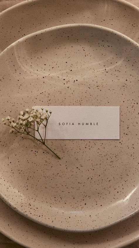 Slim Wedding Dresses, Contemporary Bride, בר מצווה, Minimal Wedding, Wedding Mood, Wedding Places, Wedding Place Cards, Place Card, Wedding Stationary