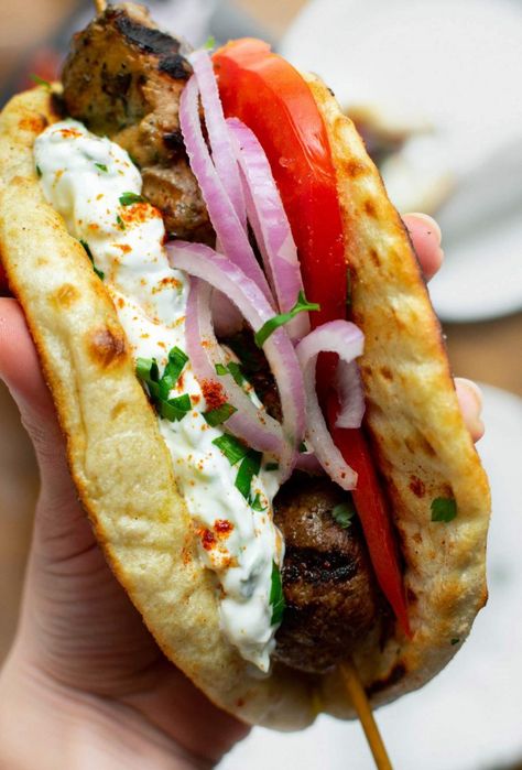 Pork Souvlaki Pita Wraps (with Tzatziki) - Real Greek Recipes Pork Souvlaki Recipe, Souvlaki Wrap, Beef Souvlaki, Souvlaki Pita, Pork Souvlaki, Greek Pork, Pork Gyros, Pita Wraps, Pita Sandwich