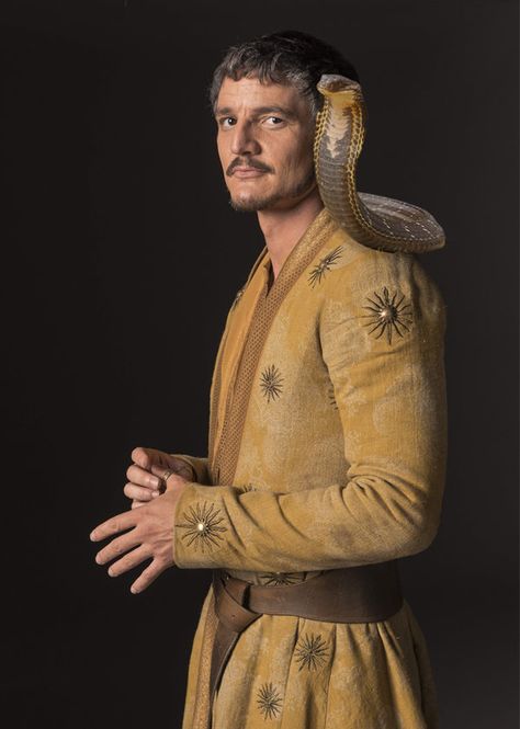 Oberyn Martell and His Daemon by LJ-Todd.deviantart.com on @DeviantArt Game Of Thrones Oberyn, Oberyn Martell, House Martell, Game Of Thrones Costumes, Don Pedro, Nikolaj Coster Waldau, Gra O Tron, Natalie Dormer, Game Of Thrones Fans