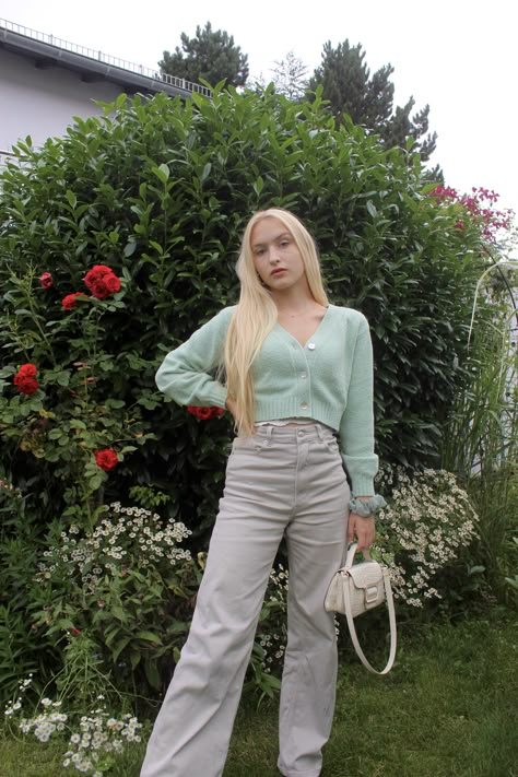 Mint And Grey Outfit, Mint Green Cardigan Outfit, Mint Green Top Outfit, Mint Cardigan Outfit, Mint Sweater Outfit, Green Cardigan Outfit, Mint Green Outfits, Green Top Outfit, Mint Cardigan