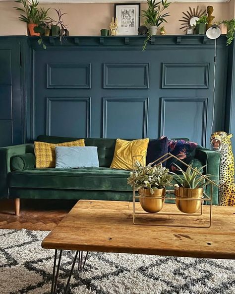 Layered Green Tones Green Couch Blue Walls, Green Velvet Sofa Living Room, Green Couch Living Room, Blue Velvet Couch, Blue Walls Living Room, Velvet Sofa Living Room, Green Sofa Living Room, Organic Living Room, Navy Living Rooms