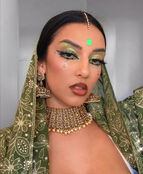 Indian Makeup Looks, Green Eye Makeup, Bollywood Makeup, Vegan Lipstick, Lipstick Nail, Brown Girls Makeup, Glam Makeup Look, Green Eye, Iconic Moments