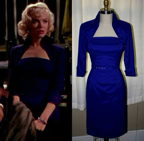 Blue dress Marilyn Monroe Outfits, Blonde Goddess, Marilyn Monroe Dress, Monroe Dress, Marilyn Monroe Fashion, Hollywood Costume, Gentlemen Prefer Blondes, Marilyn Monroe Photos, Royal Blue Dress