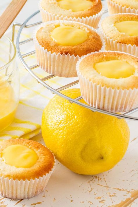 Jamie Oliver Lemon Curd Muffins Jamie Oliver Dessert Recipes, Lemon Curd Muffins, Lemon Curd Recipe, Sicilian Lemon, Lemon Raspberry, Jamie Oliver, Lemon Curd, An Egg, Muffin Recipes