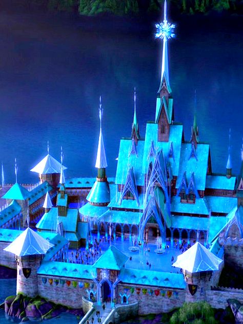 Frozen Arendelle, Arendelle Castle, Arendelle Frozen, Hans Frozen, Frozen Photos, Frozen Jr, Frozen Castle, Disney Castles, Anna And Kristoff