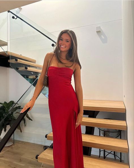 Online now, selling fast ♥️ Year 9 Formal Dresses, Photo Ideas With Long Dress, Formal Dresses For Brunettes, School Formal Outfits, Brunette In Red Dress, Dinner Dance Dress, Brunette Prom Dress, School Dance Dresses Long, Year 10 Formal Dresses Australia