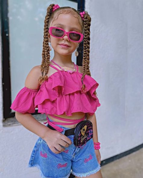 Barbie Hairstyles For Kids, Toddler Pictures, Barbie Hairstyle, Girl Hair Dos, Kids Curly Hairstyles, Pool Party Outfits, Funky Dresses, Toddler Hairstyles Girl