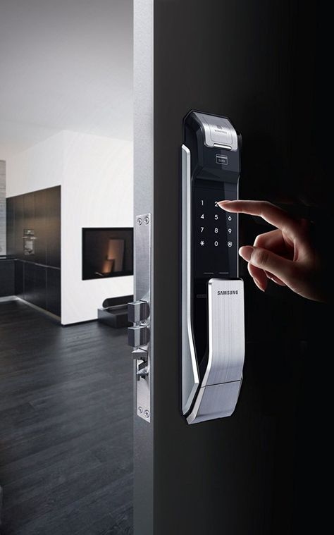 The Best Smart Locks – And Why You Might Need One Biometric Door Lock, Smart Home Ideas, Fingerprint Door Lock, Digital Door Lock, Smart House, Wireless Home Security Systems, Smart Home Gadgets, Interior Minimalista, Wireless Home Security