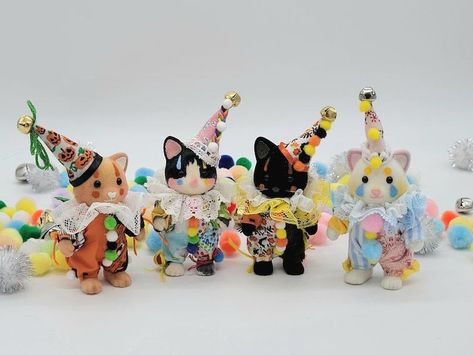 Calico Critters Cat, Critters 3, Calico Critters Families, Calico Critters, Little Critter, Sylvanian Families, What’s Going On, Art Toy, Etsy Australia