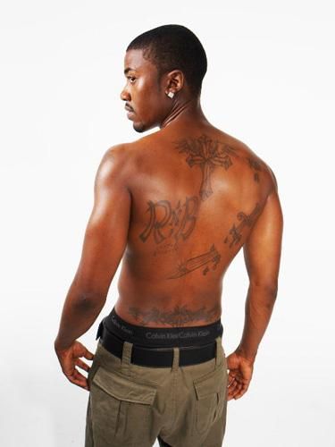 If your upper back tattoo isn't connected to your lower back tattoo, it's still a tramp stamp. J Tattoos, J Raymond Quotes, Thigh Script Tattoo, African American Tattoos, Black People Tattoos, Ray J, J Tattoo, Upper Back Tattoos, Photo Fails