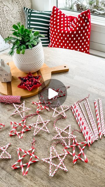 Alicia Kim on Instagram: "Re-sharing my paper straw stars from last year because they were so fun!!! Thinking of making more! We added these stars to some little tabletop trees we decorated and gifted to an assisted living home last year! Thinking of doing another family good deed this year. Any ideas? Supplies linked in my LTK! https://liketk.it/4nuk2 #paperstars #easycrafts #easycraft #christmascrafts #diyornaments #diychristmasdecor #diychristmasdecorations #christmasdecor #christmasdecorating #christmasdecoration" Paper New Year Decor, Straw Star Ornaments, Straw Christmas Decorations, Christmas Decor Ideas Kindergarten, Straw Stars Diy, Paper Straw Stars, Christmas Star Making Ideas, Make Your Own Christmas Decorations, Star Crafts For Kids