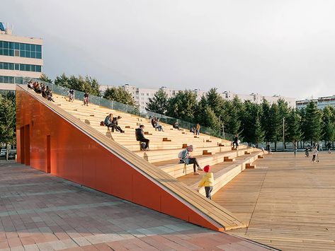 DROM curates vibrant landscape across azatlyk square in russia Public Square, Central Square, Urban Fabric, Urban Furniture, Urban Spaces, Contemporary Landscape, Public Spaces, Urban Planning, Architecture Project