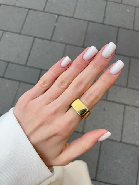 Milk White Nails, Milk Nails, Trends Nails, Wow Nails, One Color Nails, Nails Nude, Casual Nails, Nails Only, Sparkly Nails