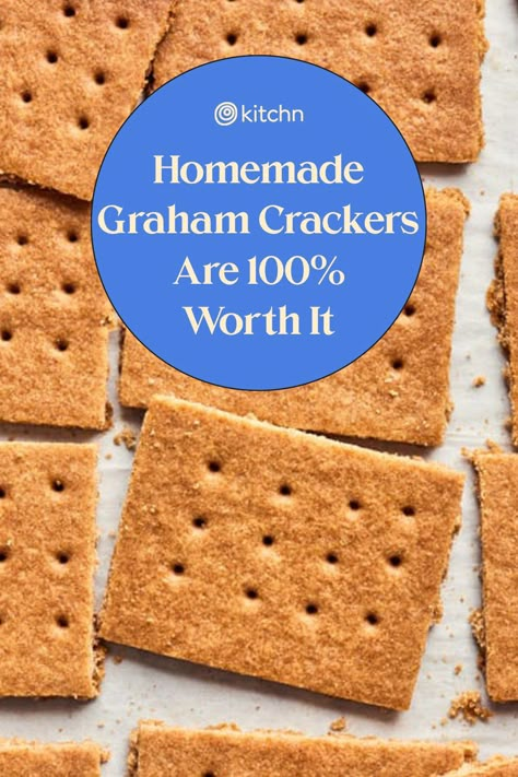 Homemade Snack Crackers, How To Make Graham, Graham Crackers Recipe, Graham Cracker Recipe, Crackers Homemade, Homemade Crackers Recipe, Homemade Graham Cracker, Homemade Snacks Recipes, Cracker Recipe