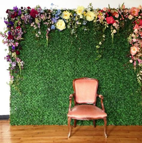 Floral Backdrop | 16 Fun Photo Backdrop Ideas for Your Next Party Photo Booth Ideas, Astro Turf, Photos Booth, Diy Backdrop, Photo Backdrops, Backdrop Ideas, Floral Backdrop, Diy Photography, Photo Booth Backdrop