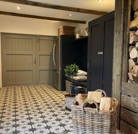 Garage Conversion Ideas Uk, Convert Garage To Room, Utility Boot Room, Garage Conversion Ideas, Boot Room Utility, Garage Utility, Garage Extension, Garage To Living Space, Organization Garage