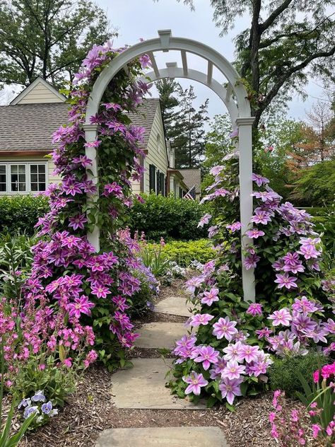 Garden Archway, Flower Trellis, Garden Arbor, Garden Arches, Garden Steps, Garden Pathway, Garden Trellis, Climbing Plants, Dream Garden