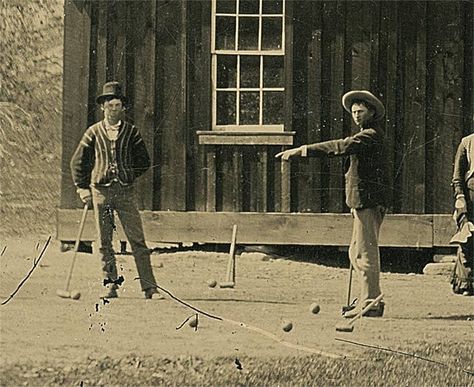 Old West Outlaws, Pat Garrett, Famous Outlaws, Old West Photos, Kid Playing, Tintype Photos, Wounded Warrior Project, Billy The Kid, Lincoln County