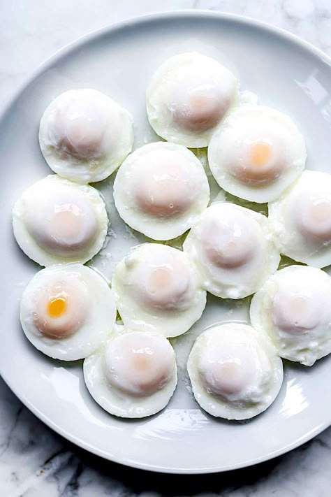 Poaching Eggs In Microwave, Easy Poached Eggs Microwave, Microwave Eggs Over Easy, Poached Eggs In Microwave, Poached Eggs Microwave, Eggs Microwave, Cooking Poached Eggs, Easy Poached Eggs, Poached Egg Recipe