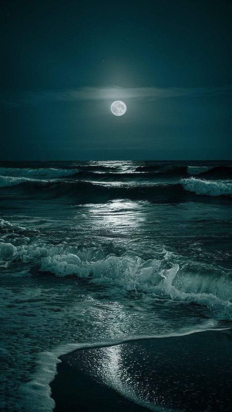 Moon Photography Wallpaper, Sapphic Symbolism, Moonlight Movie Wallpaper, Moon And Sea Aesthetic, Night Theme Wallpaper, Night Sea Wallpaper, Night Ocean Wallpaper, Moon And Water Wallpaper, Ocean With Moon