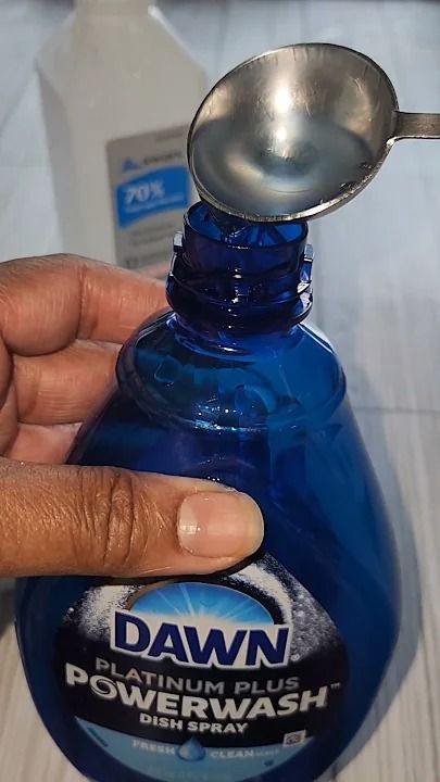 Cheap & Easy DIY Dawn Powerwash Refill Hack! #DIY How To Make Dawn Powerwash Refill, Diy Dawn Power Wash Spray Refill, Dawn Powerwash Refill Diy, Diy Dawn Power Wash Spray, Diy Dawn Power Wash, Diy Dawn Powerwash, Dawn Power Wash, Dawn Powerwash, Diy Household Cleaners