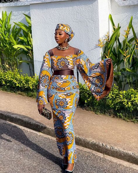 Fashion should be fun while being classy as well and that is definitely what this ankara gown style portrayed. African Material Dresses Style, Long Ankara Dresses, African Print Long Dress, Lisa Fashion, Long Gown Styles, Ankara Long Gown, Ankara Long Gown Styles, Ankara Dress Styles, African Print Dress Ankara