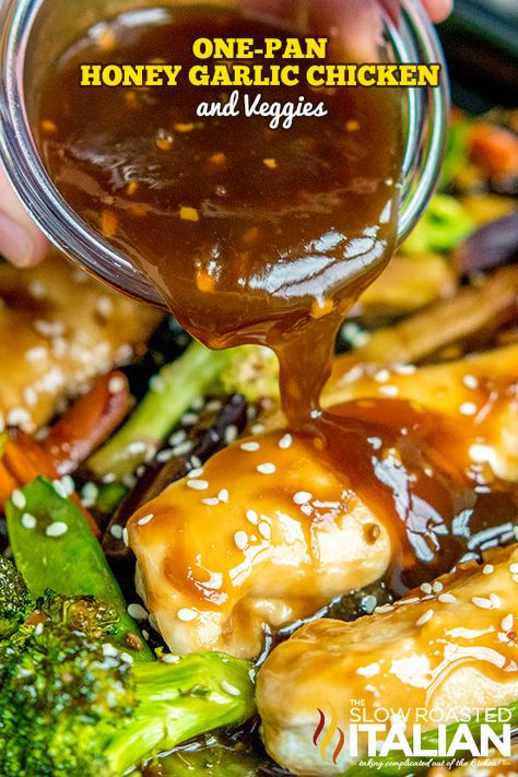 Honey Garlic Chicken And Veggies, Easy Chicken Dinner, Chicken Dinner Recipe, Garlic Sauce Recipe, The Slow Roasted Italian, Chicken And Veggies, Pan Chicken Fajitas, Honey Garlic Sauce, Easy Chicken Dinner Recipes