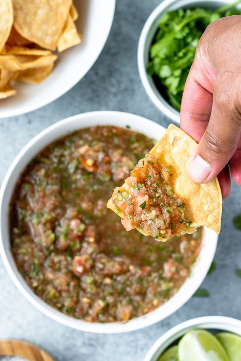 Best Ever Salsa Fresca - Beauty and the Bench Press Salsa Fresca Recipe, Best Salsa Recipe, Best Salsa, Chicken Sheet Pan, Cafe Rio, Mexican Salsa, Salsa Fresca, Mild Salsa, How To Make Salsa