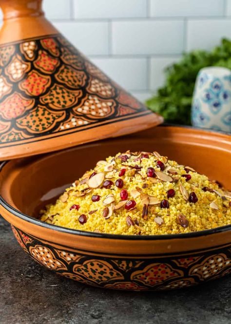 Morrocan Recipe, Moroccan Recipes Authentic, Middle Eastern Couscous, Moroccan Couscous Recipes, Moroccan Cous Cous, Morocco Recipes, Moroccan Side Dishes, Moroccan Couscous Salad, Moroccan Dish