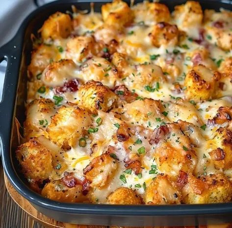 Cracked Out Chicken Tater Tot Casserole – Naomi's Recipes Cracked Out Chicken, Tater Tot Bake, Chicken Tater Tot Casserole, Cracked Out, Tater Tot Recipes, Julia Child Recipes, Tot Casserole, Tater Tot Casserole, Tater Tots