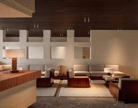 Heard of Quiet Luxury? This Newly Renovated French Riviera Hotel Epitomizes the Trend - Sight Unseen Wood Desk Chair, Dark Wood Desk, Seaside House, Vip Lounge, Hotel Lounge, Lobby Lounge, Granite Flooring, Petrol Station, Hotel Project