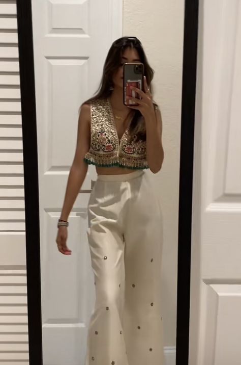 Dresses Trendy Party, Cute Party Dresses, Plazo Pant, Indian Outfits Modern, Trendy Party Dresses, Trendy Outfits Indian, Diwali Outfits, Indian Outfits Lehenga, Designer Party Dresses