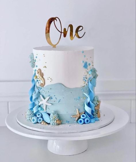 1st Birthday Cake Beach Theme, Ocean Theme Bday Cake, Beach First Birthday Cake, Ocean First Birthday Cake, Ocean Birthday Cake Beach Themes, Sea First Birthday, Sea Theme Cake Ocean, Ocean Birthday Party Cake, Sea Cake Ideas Birthday